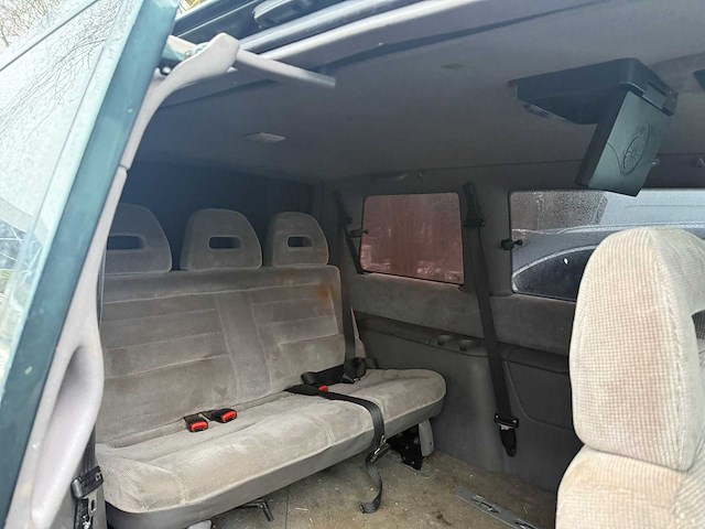 Chrysler voyager 2.5i se superior, lz-gj-72 - afbeelding 8 van  8