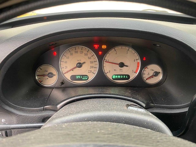 Chrysler voyager 2.8 crd se 57brtv - afbeelding 13 van  16