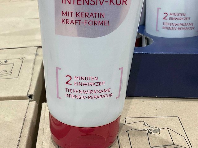 Cien - professional - keratine - professionele haar herstel kuur 250 ml (546x) - afbeelding 6 van  9