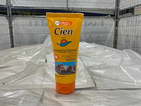 Cien classic factor 10 zonnebrandcrème (5760x) - afbeelding 4 van  9