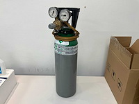 Cilinder argon met reduceerventiel - afbeelding 1 van  3