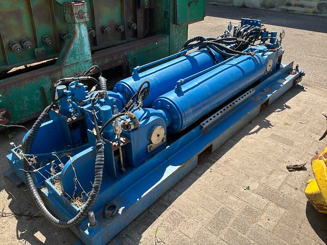 Cilinder opstelling "hydraulic cylinder unit" - afbeelding 2 van  4