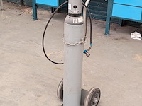 Cilindersteekwagen met cilinder stikstof - afbeelding 1 van  7