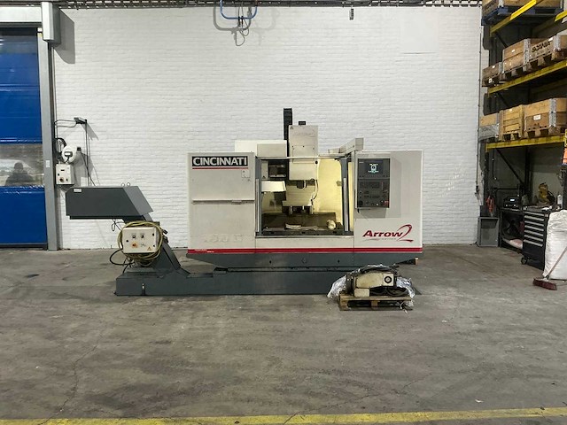 Cincinnati - 2001 - arrow2-1000 - verticale machinecentra - afbeelding 1 van  13