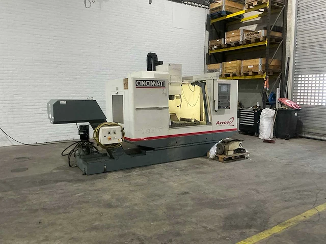 Cincinnati - 2001 - arrow2-1000 - verticale machinecentra - afbeelding 7 van  13