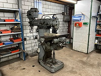 Cincinnati universele boor- en freesmachine - afbeelding 1 van  11