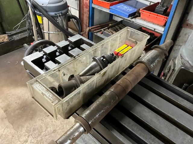 Cincinnati universele boor- en freesmachine - afbeelding 7 van  11