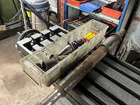 Cincinnati universele boor- en freesmachine - afbeelding 7 van  11