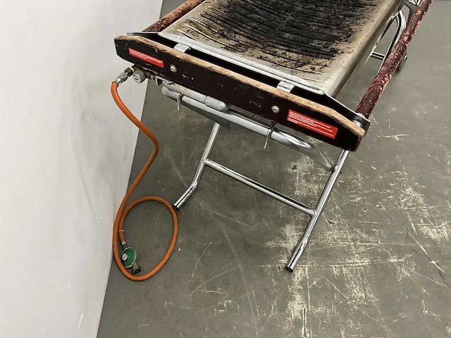 Cinders barbecues - classic tg 160 - inklapbare gasbarbecue (2x) - afbeelding 6 van  8