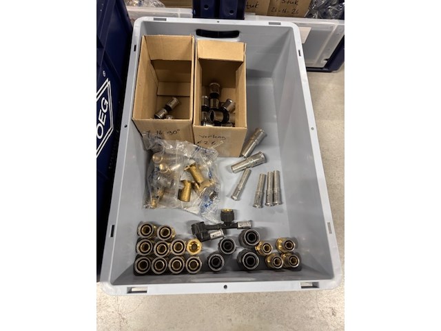 Circa 250 diverse perskoppeling, henco - afbeelding 2 van  9