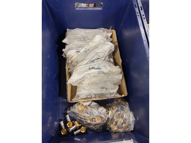 Circa 250 diverse perskoppeling, henco - afbeelding 6 van  9