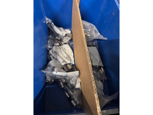 Circa 250 diverse perskoppeling, henco - afbeelding 7 van  9