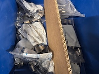 Circa 250 diverse perskoppeling, henco - afbeelding 7 van  9