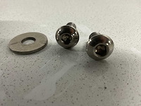 Circa 4000 inbusbouten en 4000 carrosserieringen rvs - afbeelding 3 van  3