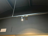 Circa 55 meter rails met 38 led spots - afbeelding 5 van  6