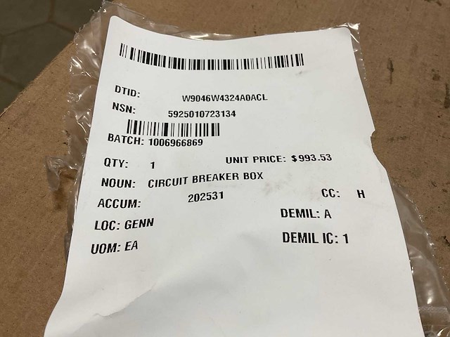 Circuit breaker box - afbeelding 1 van  5