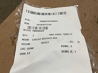 Circuit breaker box - afbeelding 1 van  5