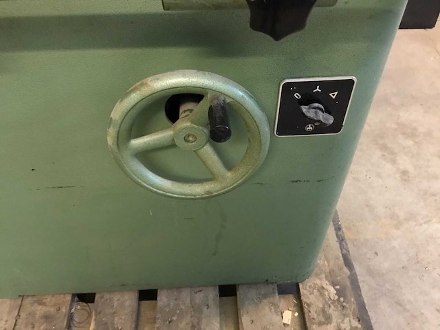 Cirkelzaag afkortcirkelzaagmachine - afbeelding 4 van  6