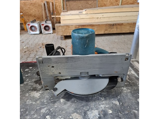 Cirkelzaag makita, 5903r, bouwjaar 2011 - afbeelding 4 van  4