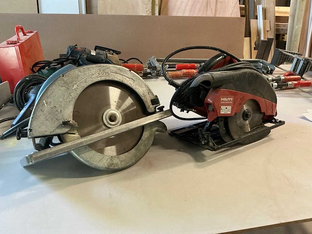 Cirkelzaagmachine (2x) - afbeelding 1 van  2