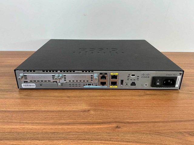 Cisco - 1921 - router - afbeelding 3 van  4