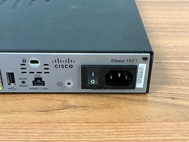 Cisco - 1921 - router - afbeelding 4 van  4