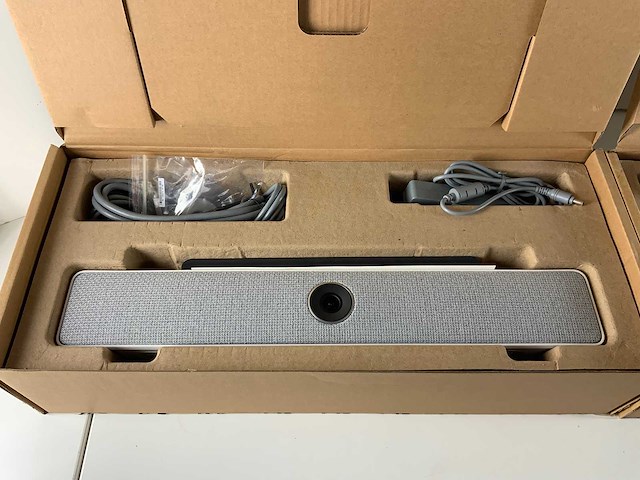 Cisco - (68-102035-01) webex room kit mini video conference bars (2x) - afbeelding 3 van  10