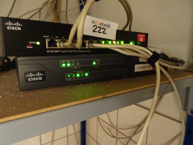 Cisco - c887 - router - afbeelding 1 van  1