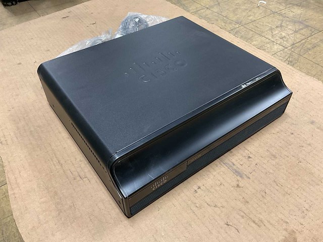 Cisco 1941 isr router - afbeelding 1 van  5