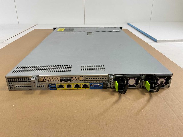 Cisco air-ct5520-k9, xeon(r) e5-2609 v3, 4x 8 gb ram, 1x 240 gb ssd(mz7lm240hmq-0003) rack mount chassis - afbeelding 6 van  9