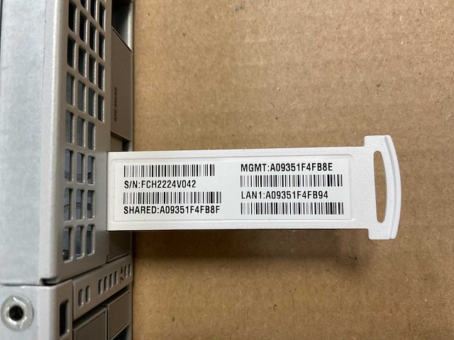 Cisco air-ct5520-k9, xeon(r) e5-2609 v3, 4x 8 gb ram, 1x 240 gb ssd(mz7lm240hmq-0003) rack mount chassis - afbeelding 9 van  9