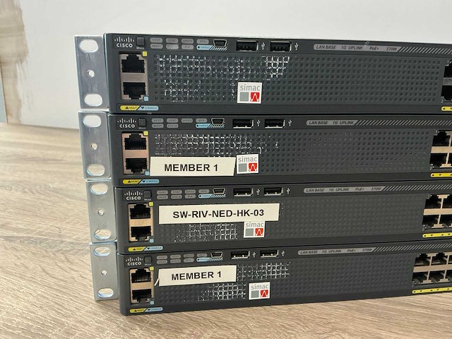 Cisco c2960-stack 19" switch (4x) - afbeelding 2 van  6