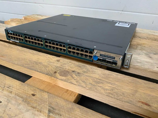 Cisco c3kx-nm-10g server - afbeelding 1 van  4