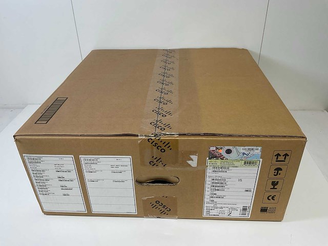 Cisco (c9300-48u-a) catalyst 9300 48 port managed l2/l3 switch (new) - afbeelding 6 van  13
