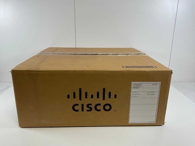 Cisco (c9300-48u-a) catalyst 9300 48 port managed l2/l3 switch (new) - afbeelding 1 van  13