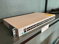 Cisco catalyst 2960-l 48-poorts netwerkswitch - afbeelding 2 van  5