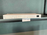 Cisco catalyst 2960-l 48-poorts netwerkswitch - afbeelding 5 van  5