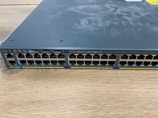 Cisco catalyst 2960 x-series gigabit switch - afbeelding 2 van  5