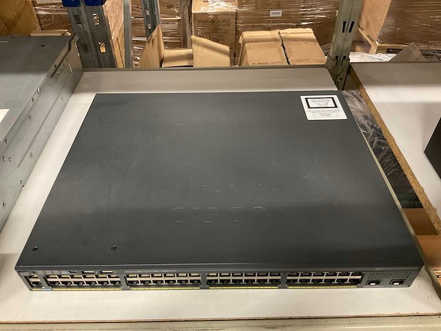 Cisco catalyst 2960-x series - afbeelding 1 van  2