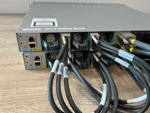 Cisco catalyst 3850-24 19" switch (2x) - afbeelding 6 van  7