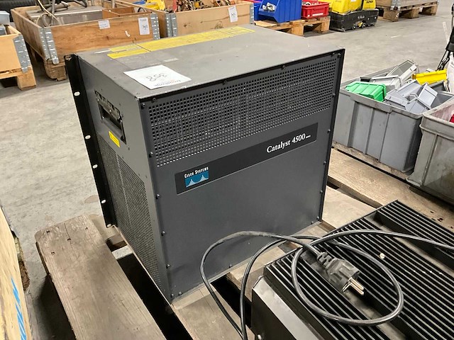 Cisco catalyst 4506 6-slot chassis - afbeelding 4 van  8