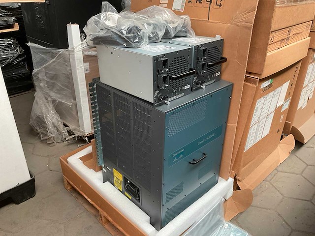 Cisco catalyst 6500-e ws-c6500 network switching hub - afbeelding 1 van  7