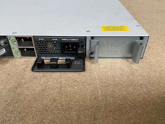 Cisco catalyst 9300 24+ poe 19" switch - afbeelding 6 van  7