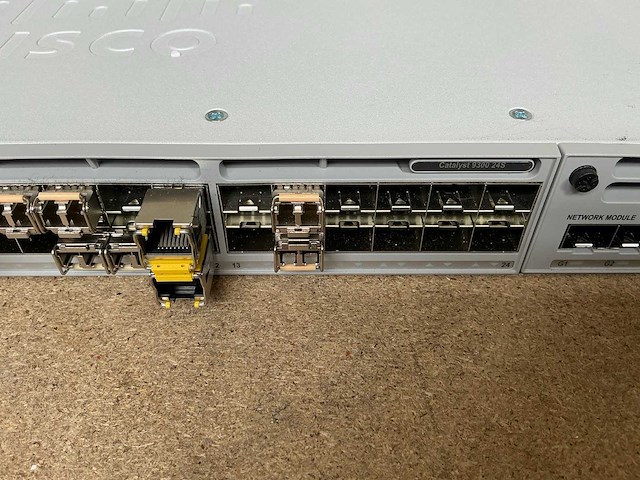 Cisco catalyst 9300 24s 19" switch - afbeelding 3 van  7