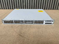 Cisco catalyst 9300 48+ poe 19" switch - afbeelding 1 van  5