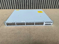 Cisco catalyst 9300 48+ poe 19" switch - afbeelding 1 van  5