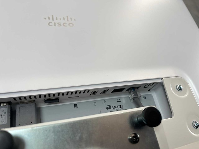 Cisco/ ergotron - videoconferentiesysteem met verrijdbaar statief - afbeelding 11 van  21