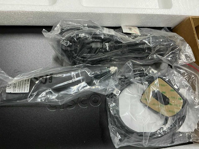 Cisco isr4331-axv-k9 switch (2x) - afbeelding 4 van  5