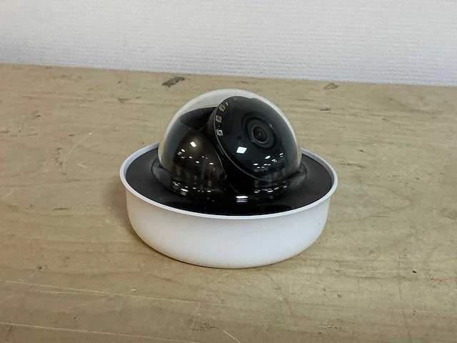 Cisco mv22-hw dome beveiligingscamera - afbeelding 1 van  2