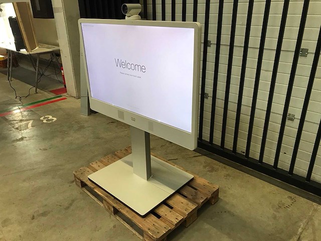 Cisco (mx300 g2) 55”, 1920x1080 (hdtv) led video conferencing kit - afbeelding 2 van  4